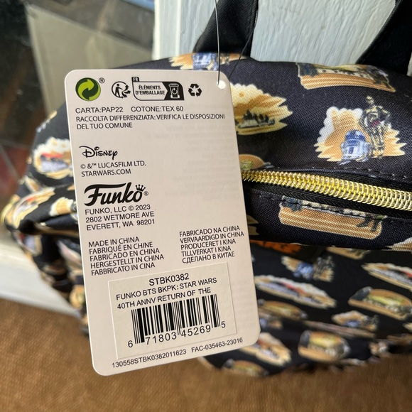 Star Wars Return of the Jedi Backpack by Funko with a custom bag charm - Picture 2 of 4